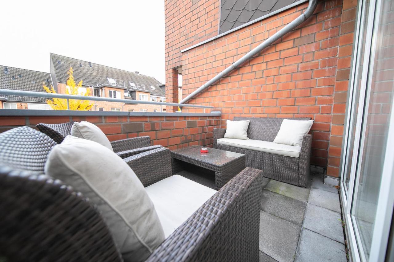 Studio Shiny - Zentral Mit Balkon - Messe - Kueche Neuss Esterno foto