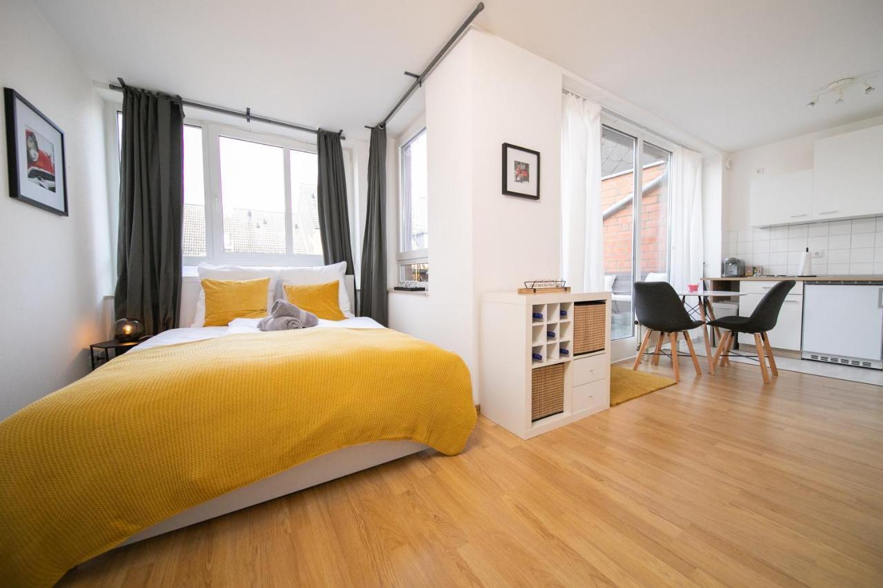 Studio Shiny - Zentral Mit Balkon - Messe - Kueche Neuss Esterno foto